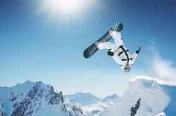 开云体育在线-跨界风暴，吉林队横扫灰熊之夜，保罗在F1揭幕战上演接管传奇