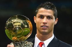 开云APP-狂暴乔治单节炸裂，山西队神级发挥拉开上海队差距