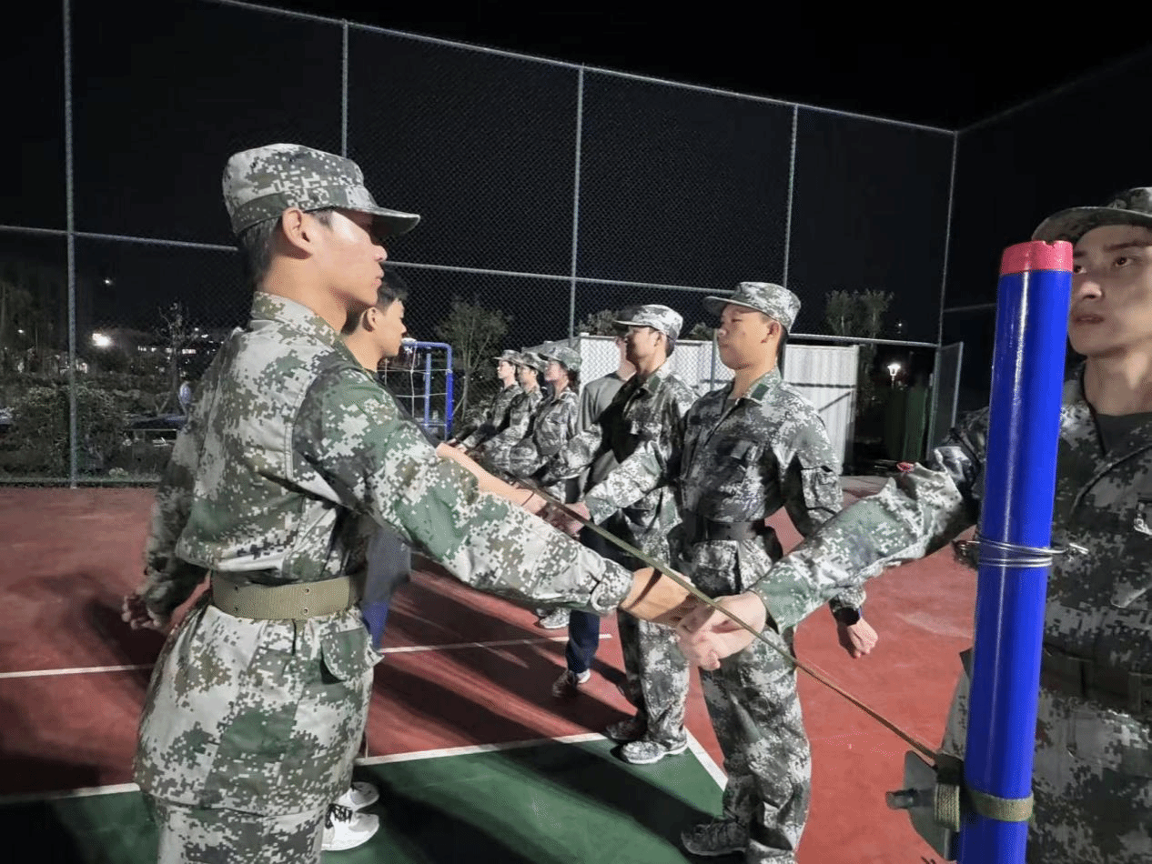 队员刻苦训练，实力大幅提升