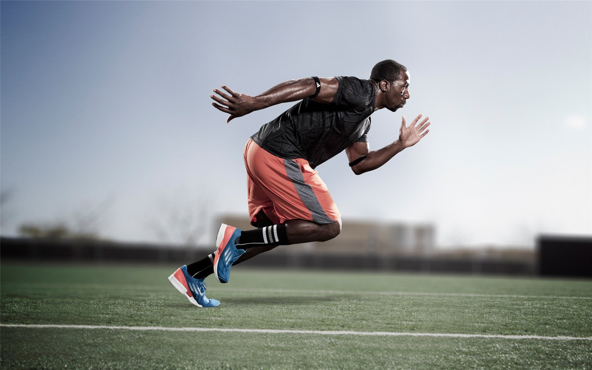 恩比德降维打击，当76人核心客串雷霆雄鹿的战术教科书