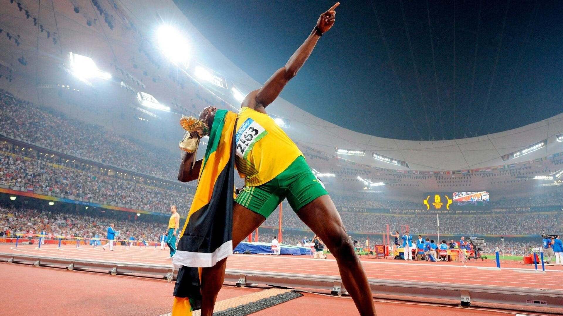 集体战争与个人丰碑，德罗赞三万分的无声惊雷