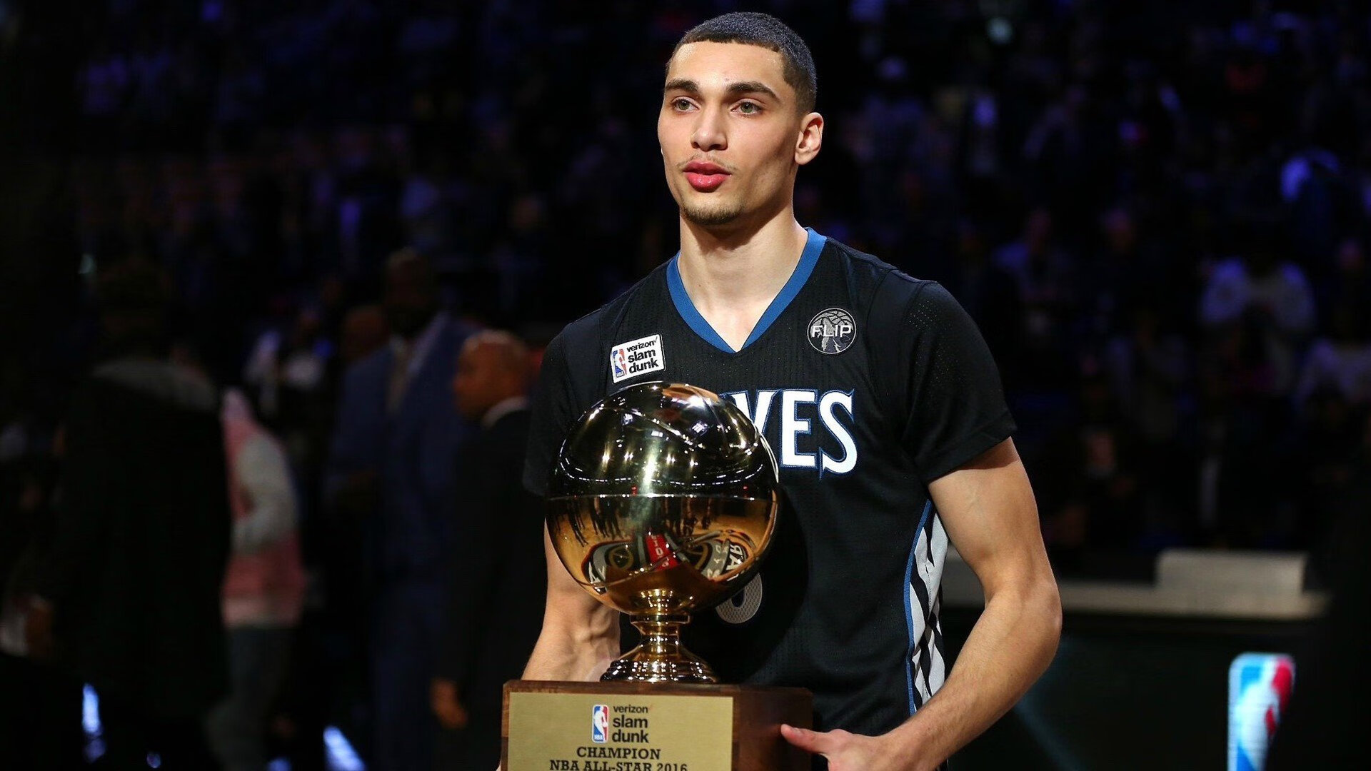 王之降临，当詹姆斯连续三分让奥运关键战提前终结