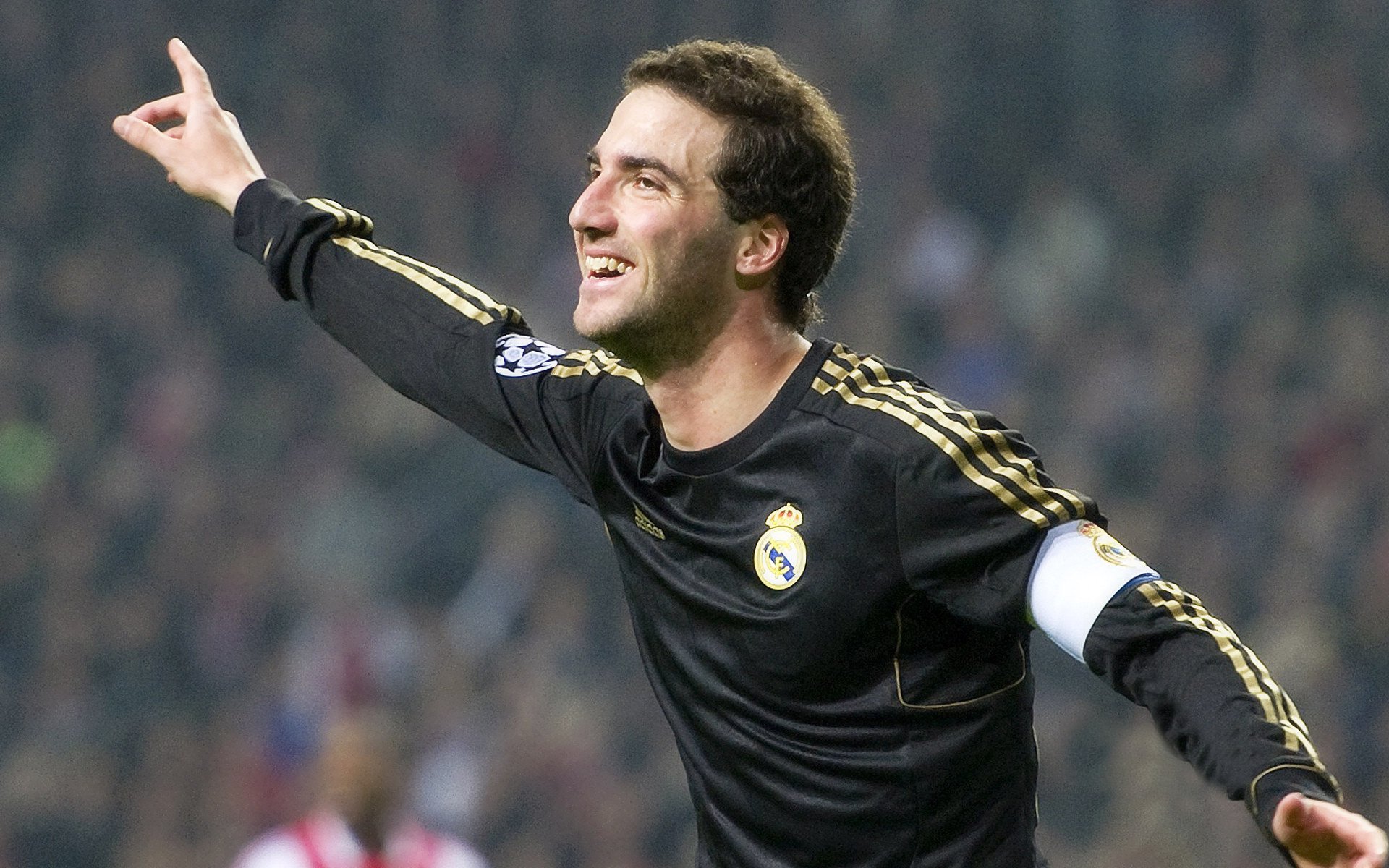 铁壁防守与魔法传球，骑士如何用体系为哈利伯顿的关键时刻铺路